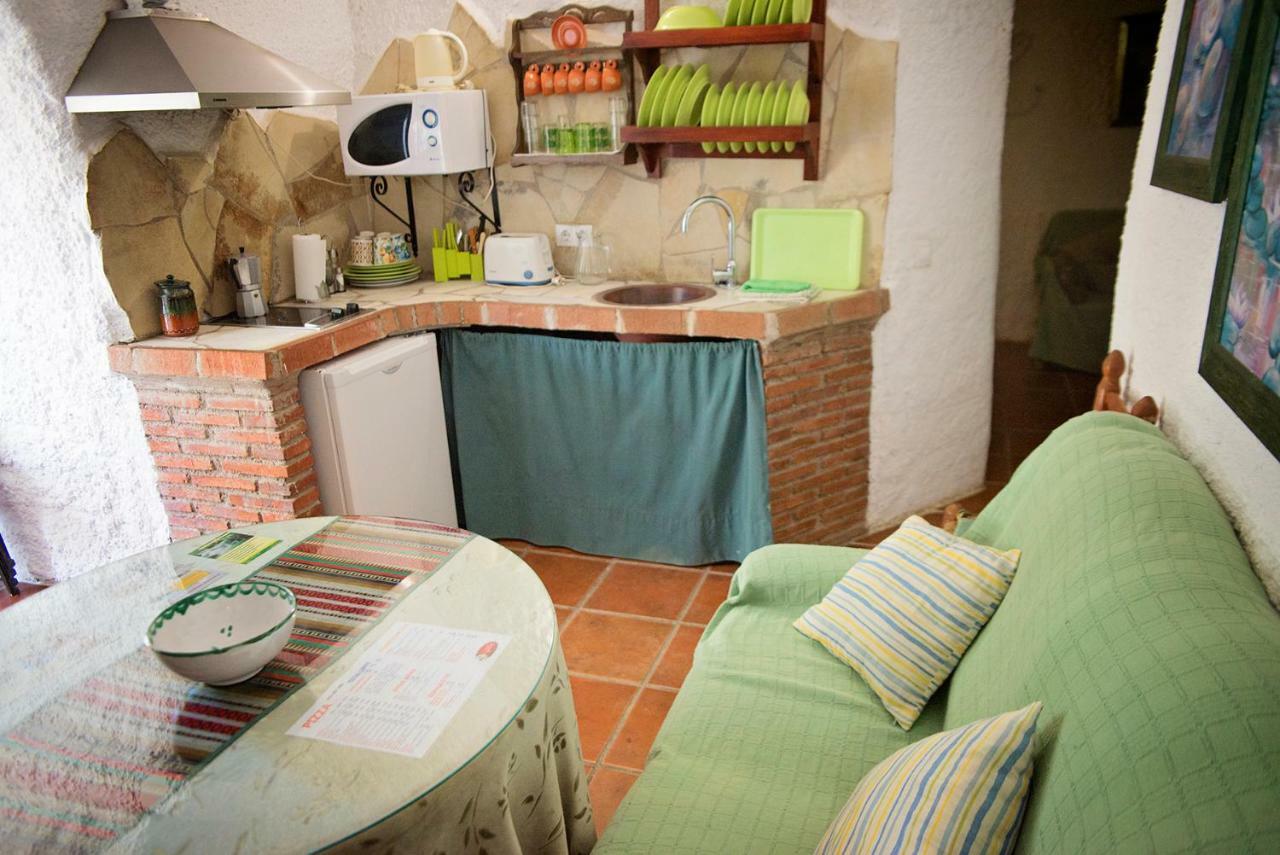 Cuevas De Rolando Guest House Guadix Ngoại thất bức ảnh