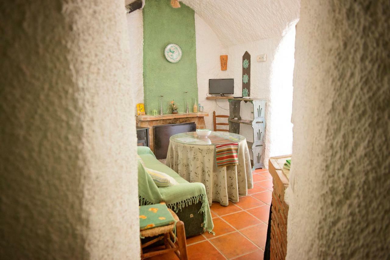 Cuevas De Rolando Guest House Guadix Ngoại thất bức ảnh