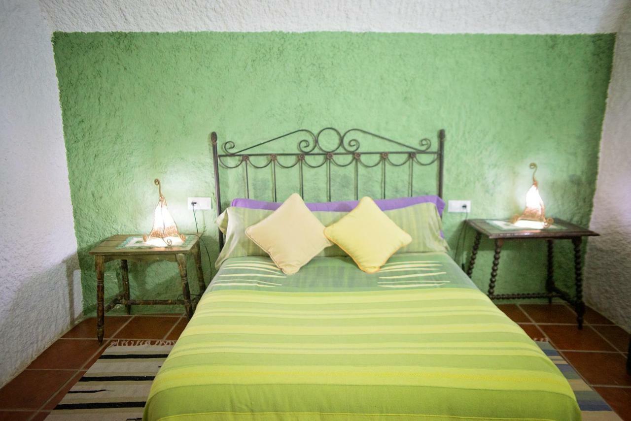 Cuevas De Rolando Guest House Guadix Ngoại thất bức ảnh